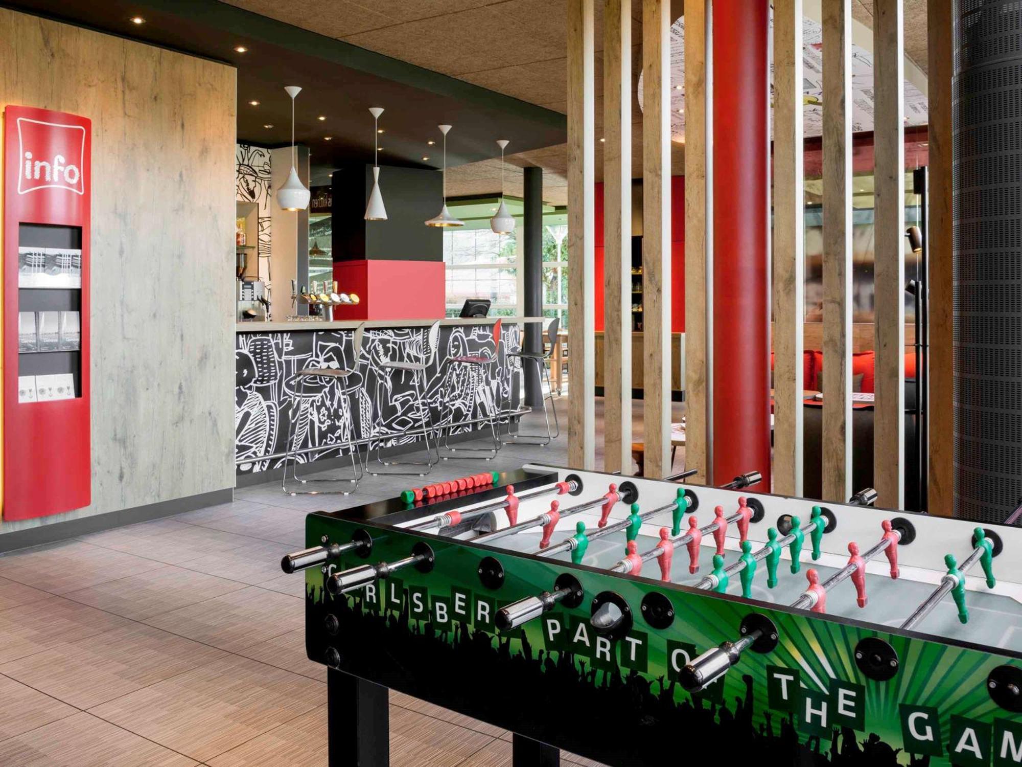 Ibis Geneve Aeroport Hotel Le Grand Saconnex Екстериор снимка