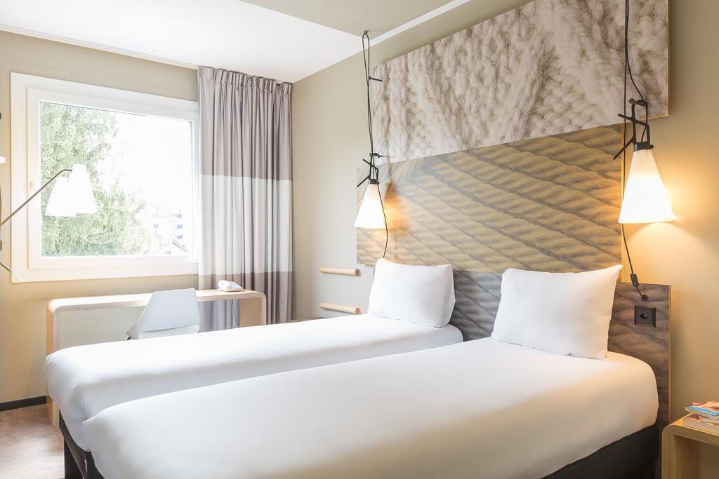 Ibis Geneve Aeroport Hotel Le Grand Saconnex Екстериор снимка
